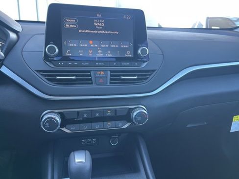 New 2025 Nissan Altima 2.5 S image 31