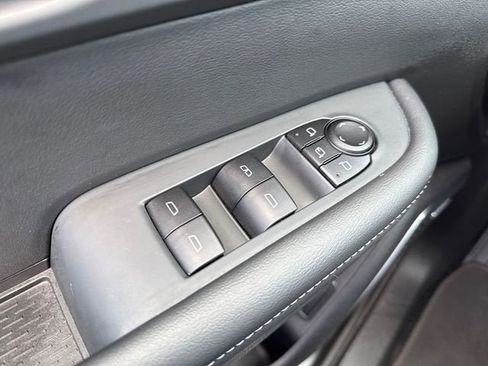Used 2025 Buick Enclave Preferred FWD image 26