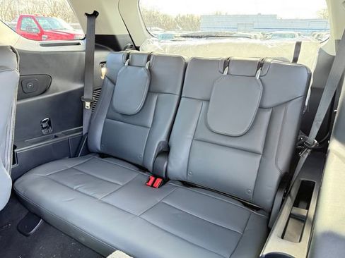 New 2026 Ford Explorer Active w/ Active Comfort Package image 14