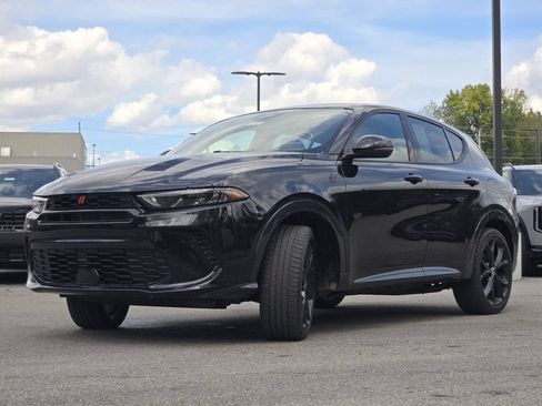 Used 2024 Dodge Hornet R/T Plus AWD/4WD image 11