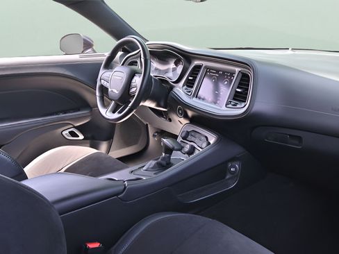 Used 2023 Dodge Challenger GT w/ Plus Package AWD/4WD image 18