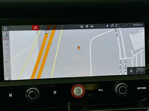 New 2026 Porsche Macan image 19