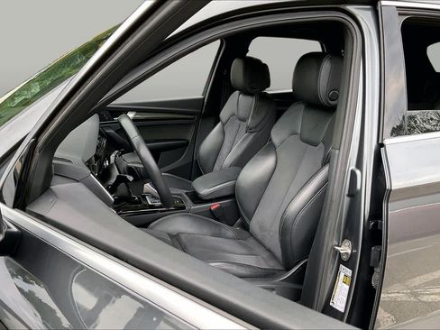 Used 2022 Audi SQ5 Premium w/ Convenience Package AWD/4WD image 7
