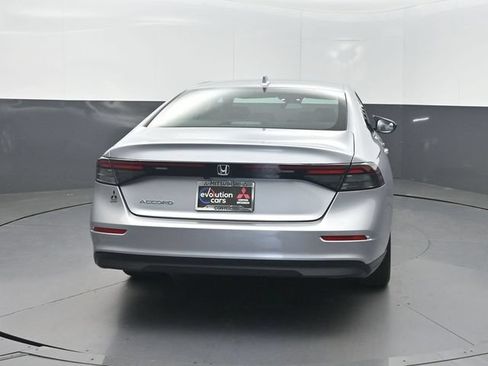 Used 2025 Honda Accord LX image 27