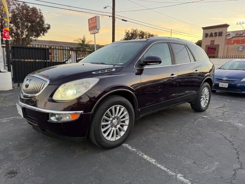 Used 2009 Buick Enclave CXL w/ Driver Confidence Package image 1