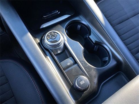 Used 2025 Ford Explorer ST-Line image 27