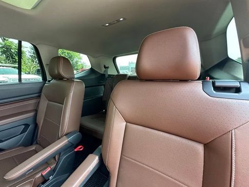 Used 2021 Volkswagen Atlas SE w/ Panoramic Sunroof Package AWD/4WD image 19