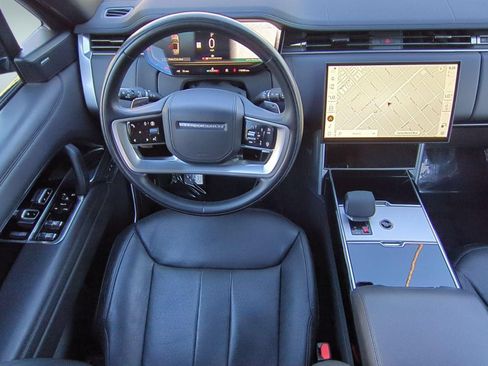 Used 2025 Land Rover Range Rover Long Wheelbase SE AWD/4WD image 27