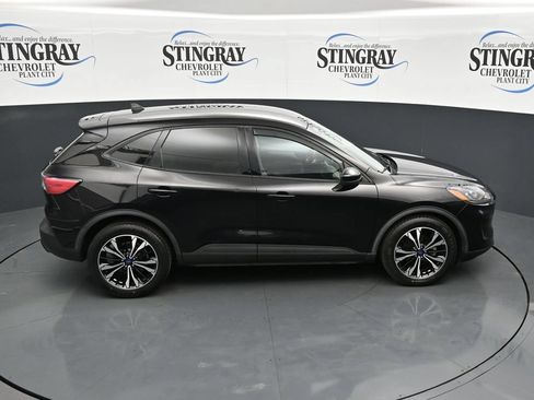 Used 2022 Ford Escape SE w/ SE Sport Appearance Package FWD image 28
