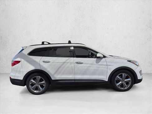 Used 2015 Hyundai Santa Fe Limited w/ Option Group 04 AWD/4WD image 4