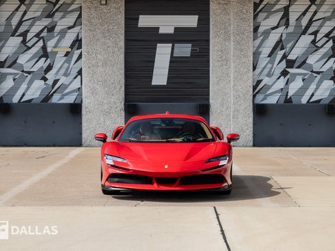 Used 2023 Ferrari SF90 Stradale AWD/4WD image 3