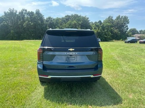 Used 2025 Chevrolet Tahoe LS RWD image 14