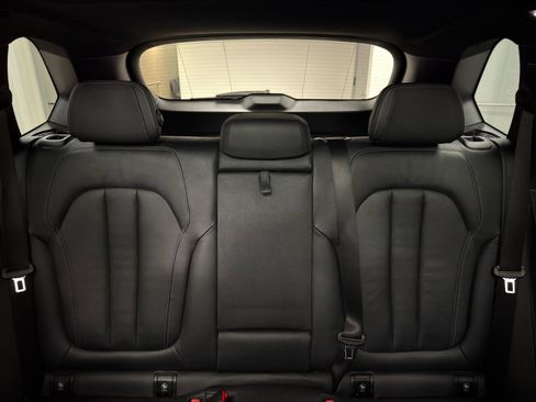 Used 2021 BMW X5 xDrive40i w/ M Sport Package image 35