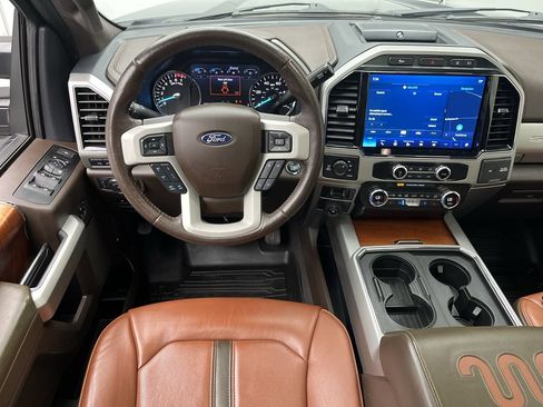 Certified 2022 Ford F250 King Ranch w/ King Ranch Ultimate Package AWD/4WD image 17