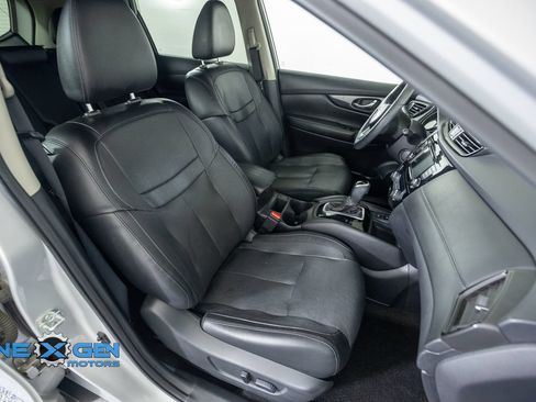 Used 2020 Nissan Rogue SL AWD/4WD image 42