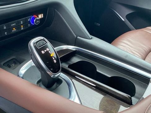 Certified 2018 Buick Enclave Avenir image 14