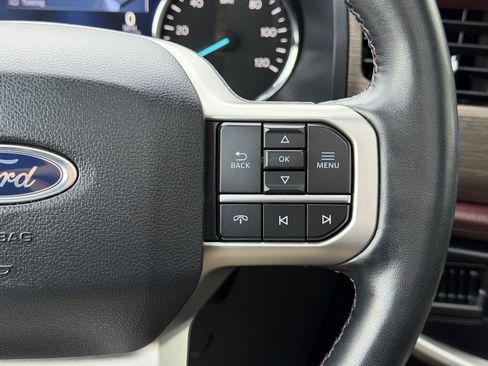 Used 2024 Ford Expedition Max Limited image 16