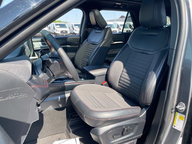 Used 2026 Ford Explorer ST-Line AWD/4WD image 12
