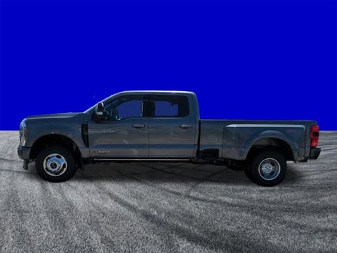 New 2025 Ford F350 Platinum w/ FX4 Off-Road Package image 7