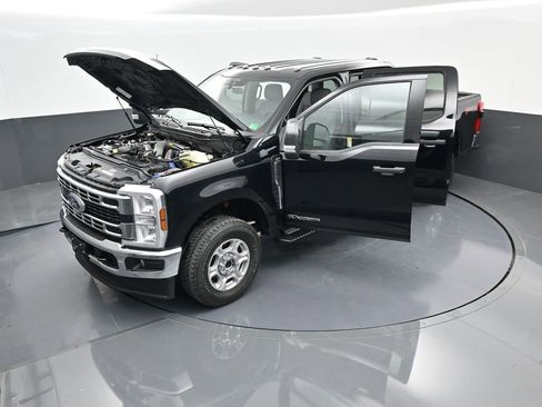 New 2025 Ford F250 XLT w/ 360-Degree Camera Package image 58