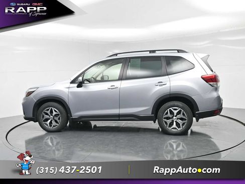 Used 2021 Subaru Forester Premium AWD/4WD image 4