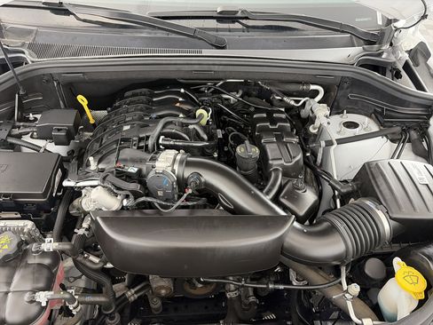 Used 2024 Dodge Durango GT AWD/4WD image 12