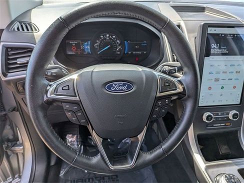 Used 2024 Ford Edge SEL image 13