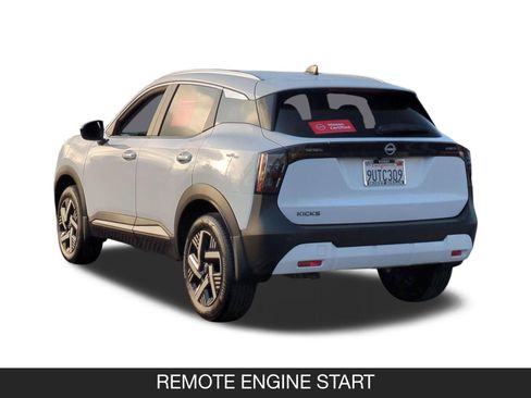 Certified 2026 Nissan Kicks SV image 7