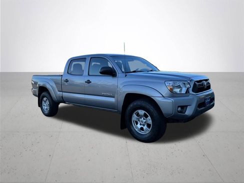 Used 2015 Toyota Tacoma 4x4 Double Cab image 4