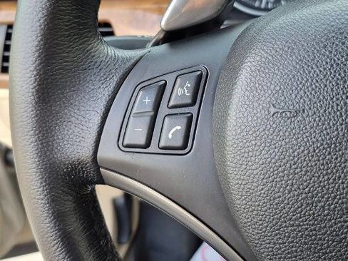 Used 2007 BMW 335i Convertible image 39