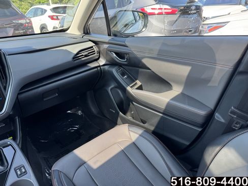 Used 2025 Subaru Crosstrek 2.5i Limited AWD/4WD image 16