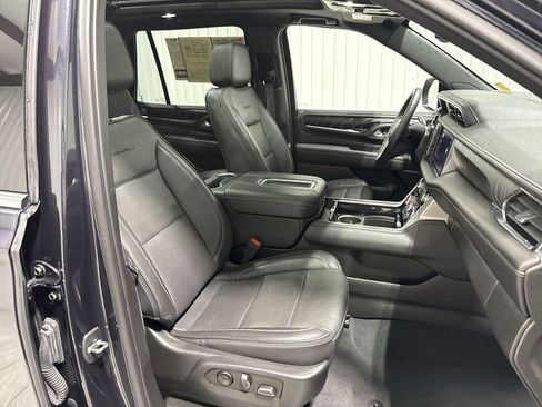 Used 2023 GMC Yukon Denali AWD/4WD image 29