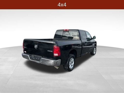 Used 2020 RAM 1500 Classic SLT image 7