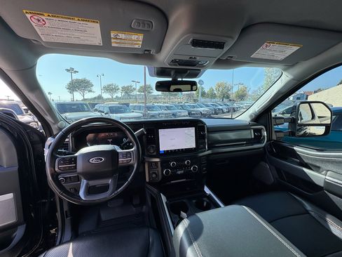 Used 2023 Ford F350 Lariat w/ Lariat Ultimate Package AWD/4WD image 15