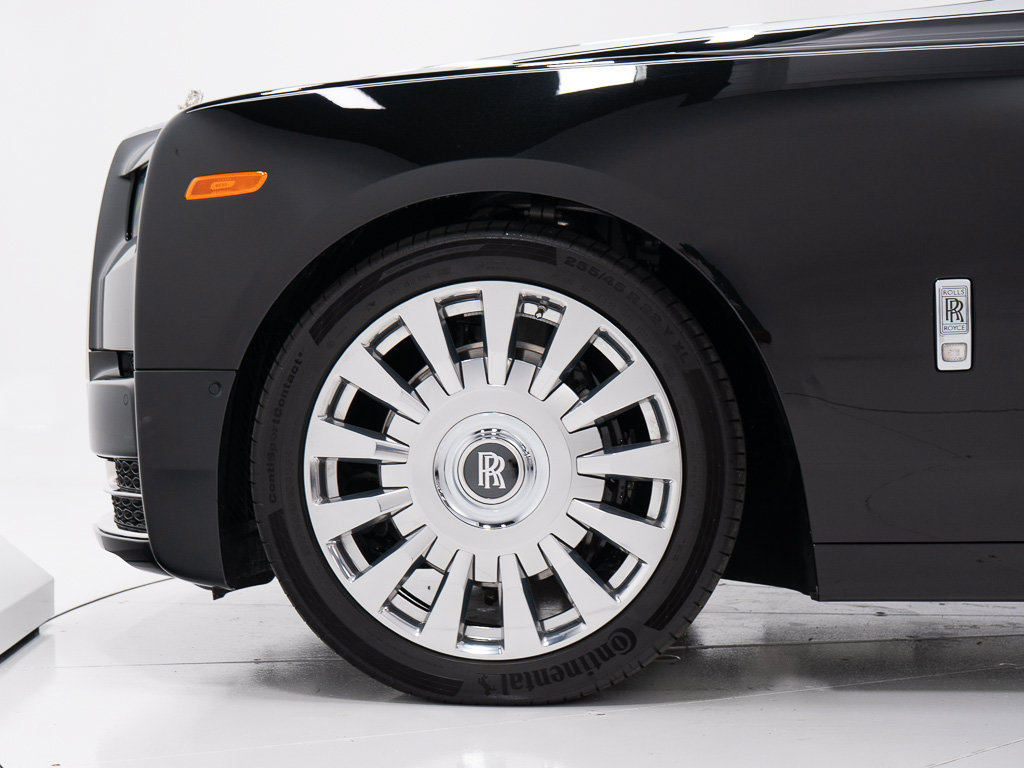Certified 2023 Rolls-Royce Phantom Sedan RWD image 50