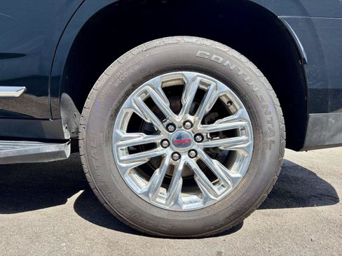 Used 2022 GMC Yukon SLT w/ SLT Luxury Package AWD/4WD image 13