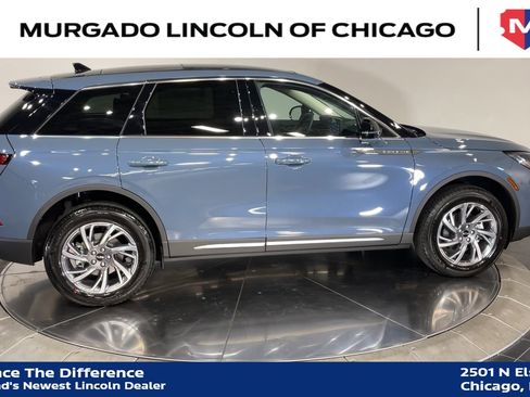 Used 2024 Lincoln Corsair AWD w/ Equipment Group 101A image 5