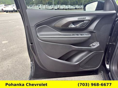 Used 2024 GMC Terrain SLT w/ Elevation Edition FWD image 20