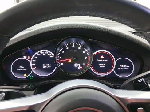 Used 2022 Porsche Cayenne S image 21