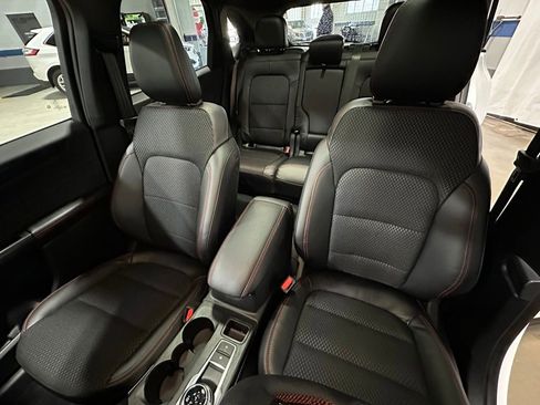 New 2025 Ford Escape ST-Line Select w/ Tech Pack #2 AWD/4WD image 21