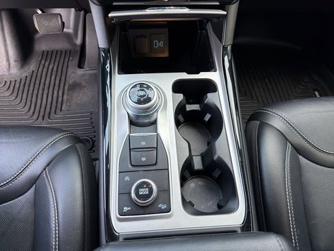 Used 2022 Ford Explorer ST w/ Equipment Group 401A image 18