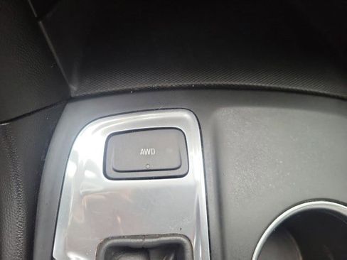 Used 2020 Chevrolet Equinox LS image 13