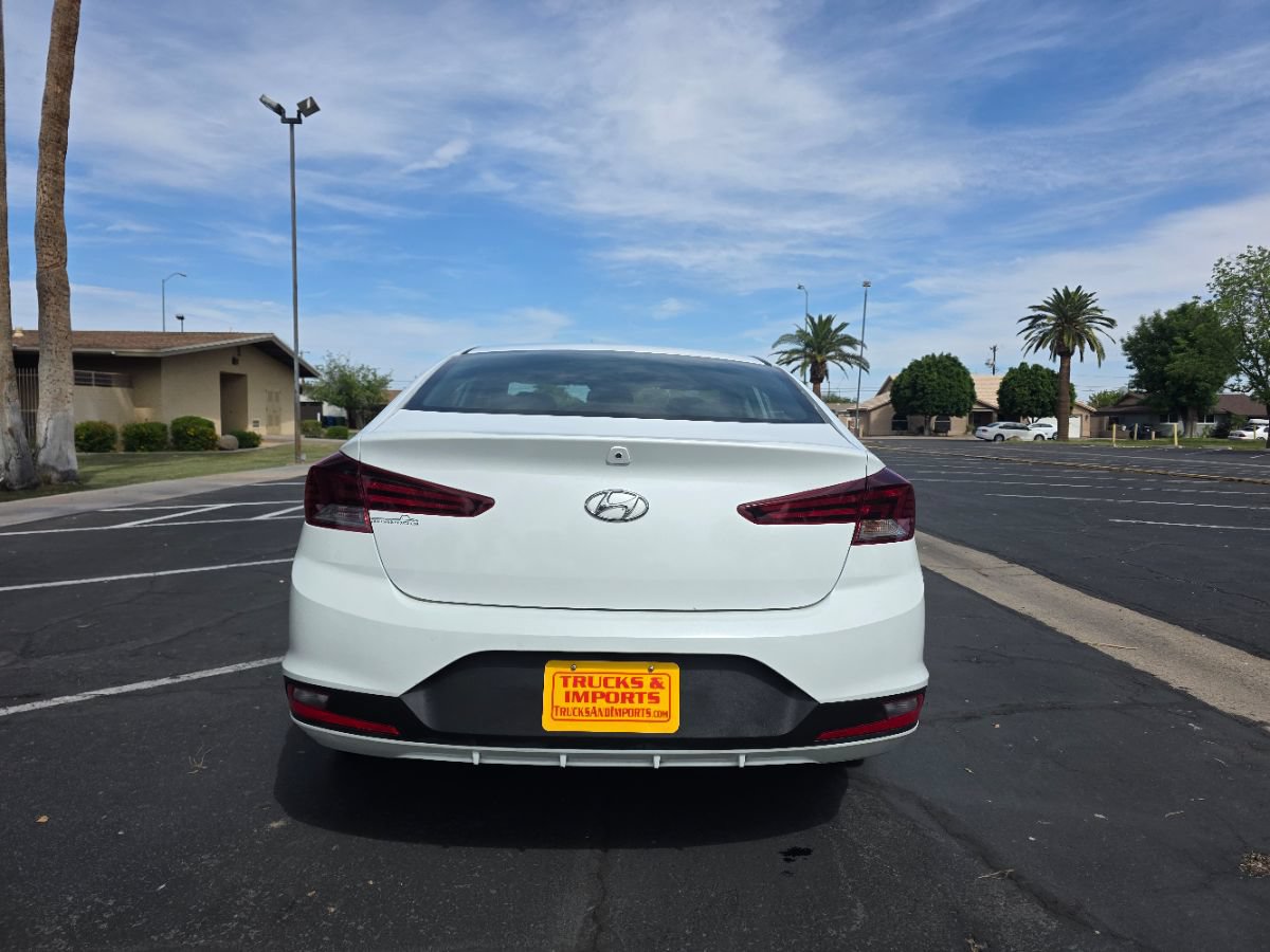 Used 2019 Hyundai Elantra SE w/ Cargo Package FWD image 8