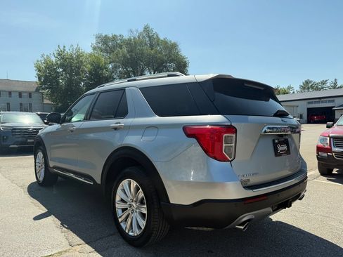 Used 2024 Ford Explorer Limited w/ Limited Technology Package AWD/4WD image 7
