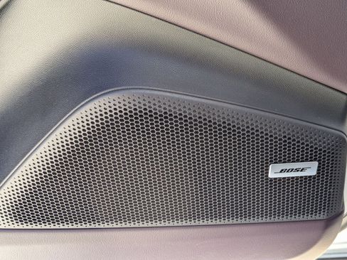 New 2025 Porsche Macan 4S Electric image 15