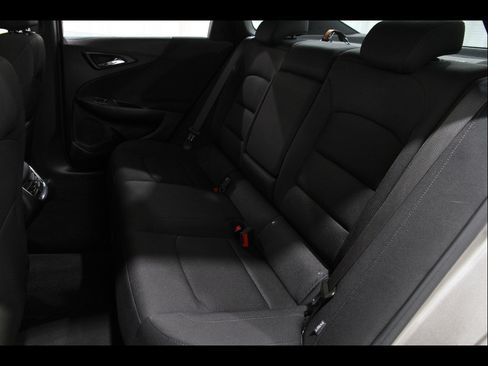Used 2024 Chevrolet Malibu LT FWD image 19