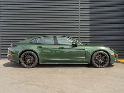 Certified 2025 Porsche Panamera 4 AWD/4WD image 8