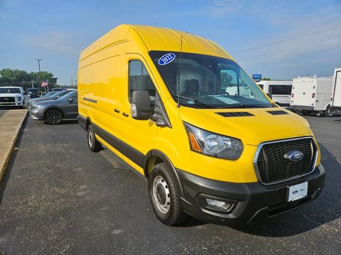 Used 2022 Ford Transit 250 148 High Roof Extended w/ Parcel Delivery Package RWD image 4