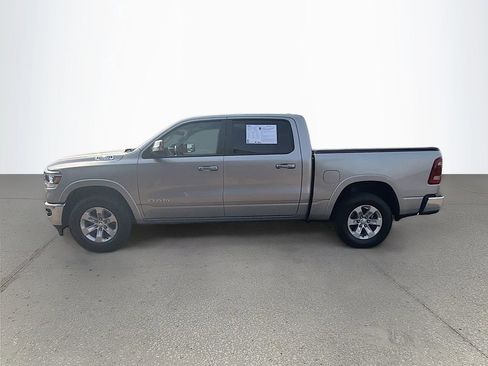 Used 2022 RAM 1500 Laramie AWD/4WD image 7