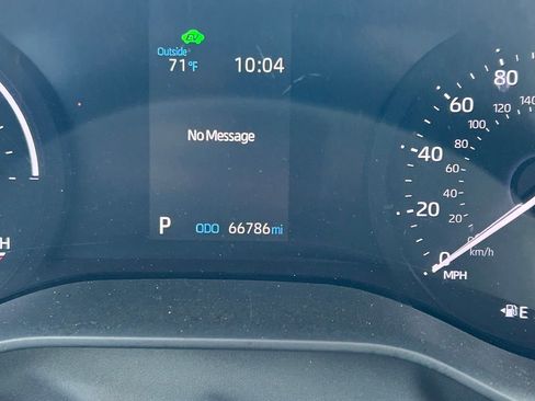 Certified 2022 Toyota Sienna XSE image 36